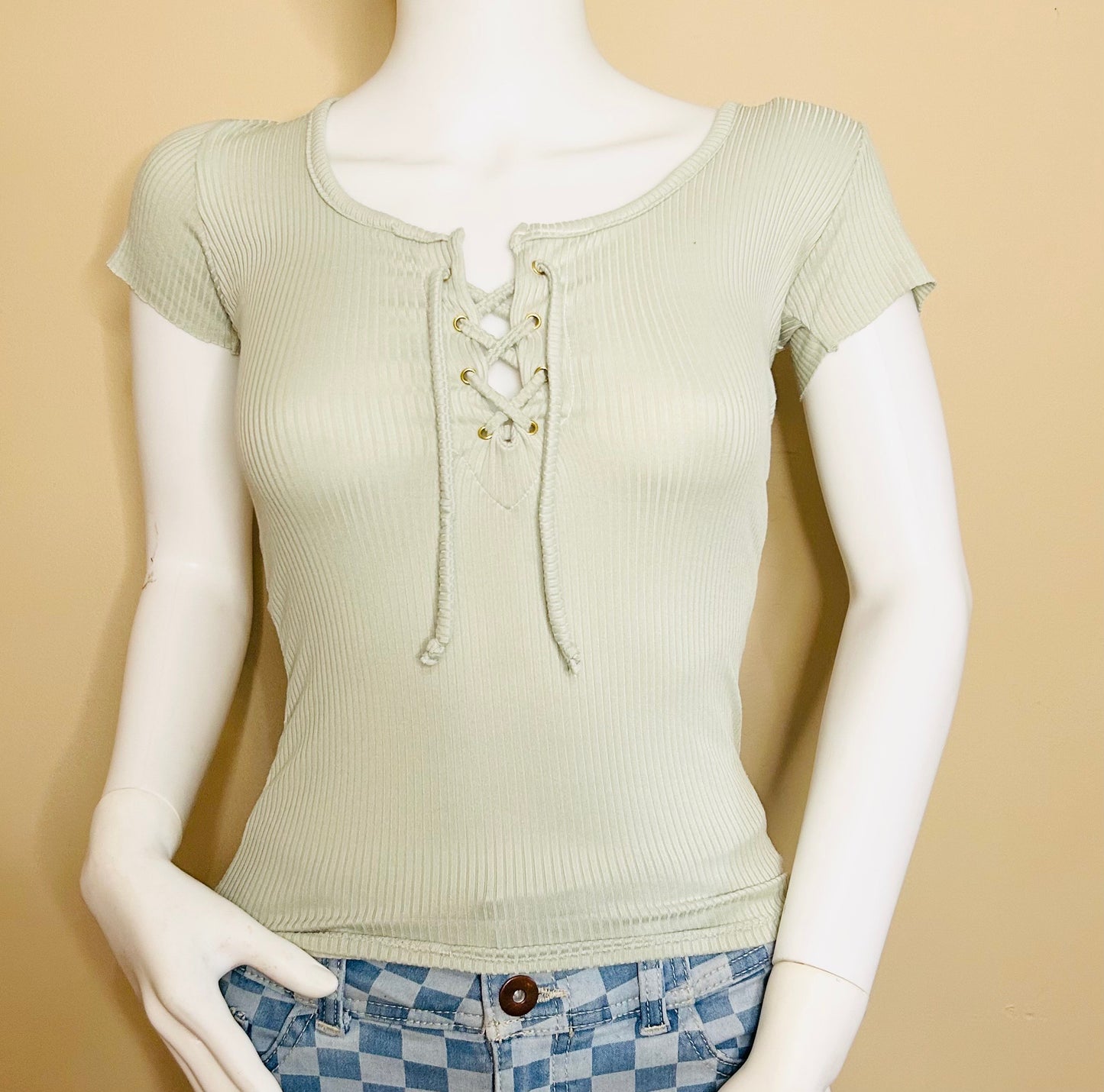 soft lace up top mint