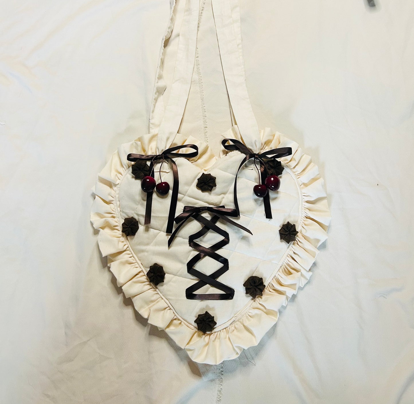vanilla cake heart ruffle bag