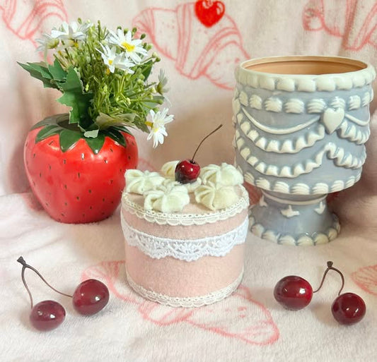 mystery cake jewelry box