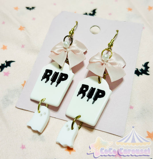cute kawaii soft girl pastel goth RIP Halloween ghost earrings
